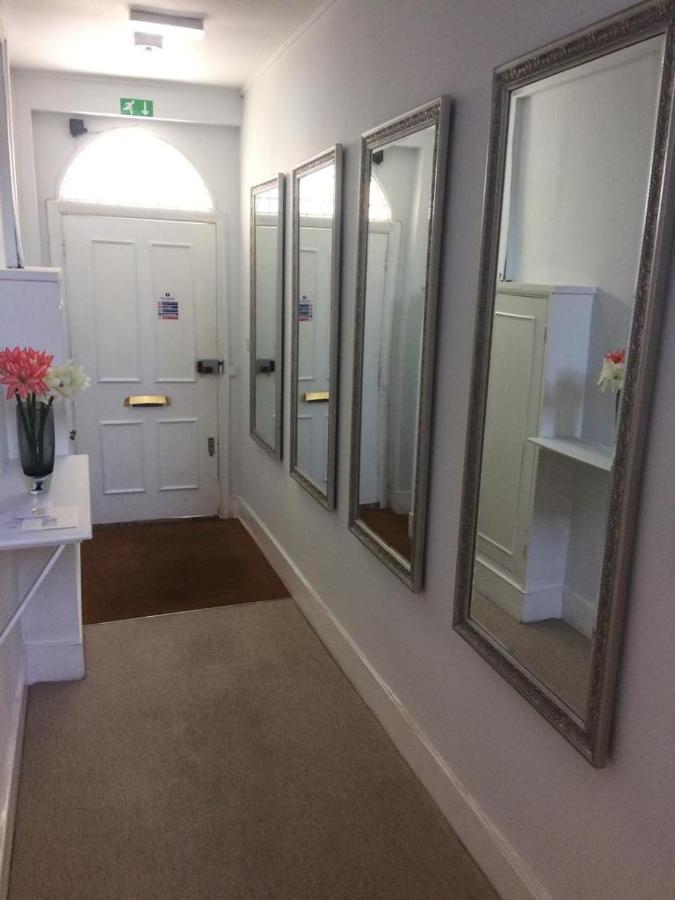Appartement Notting Hill Charm -Sleeps 5 - Urban Retreat à Londres Extérieur photo