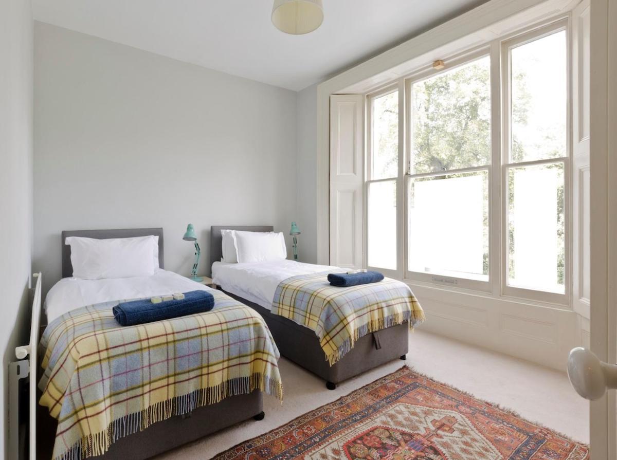 Appartement Notting Hill Charm -Sleeps 5 - Urban Retreat à Londres Extérieur photo