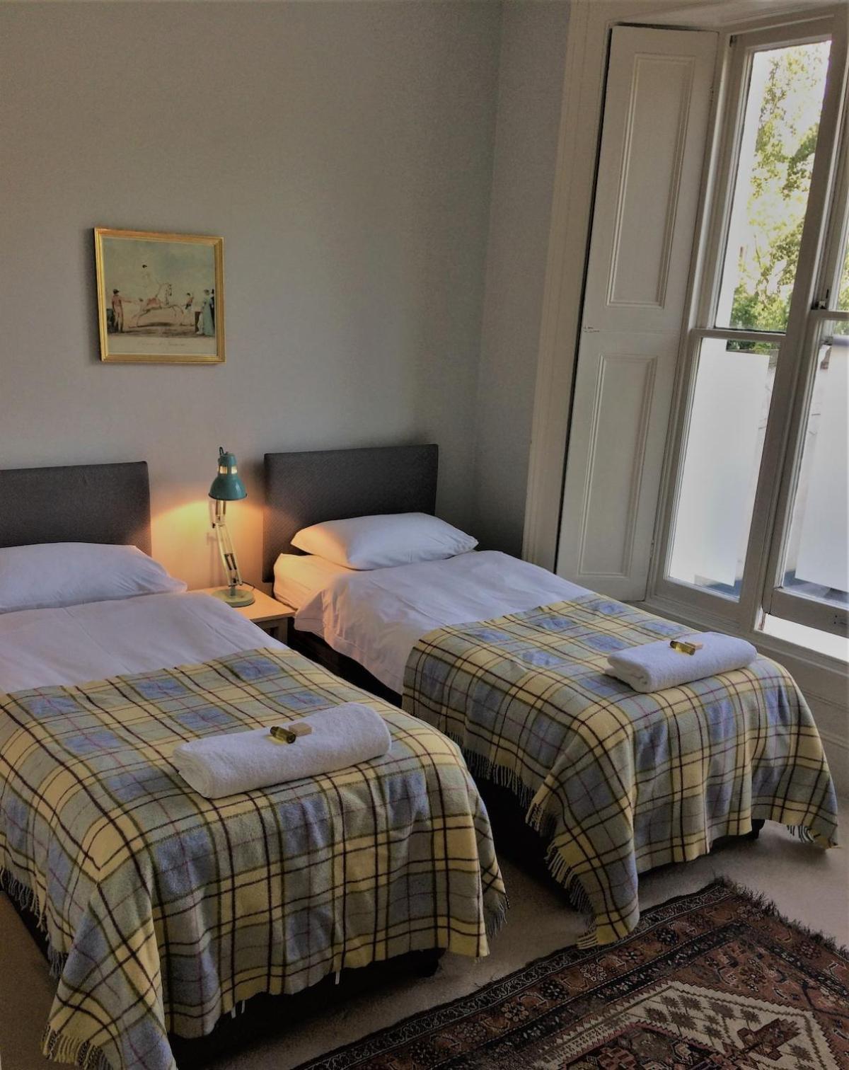 Appartement Notting Hill Charm -Sleeps 5 - Urban Retreat à Londres Extérieur photo