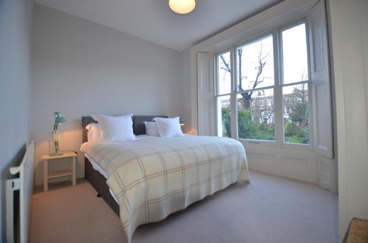 Appartement Notting Hill Charm -Sleeps 5 - Urban Retreat à Londres Extérieur photo