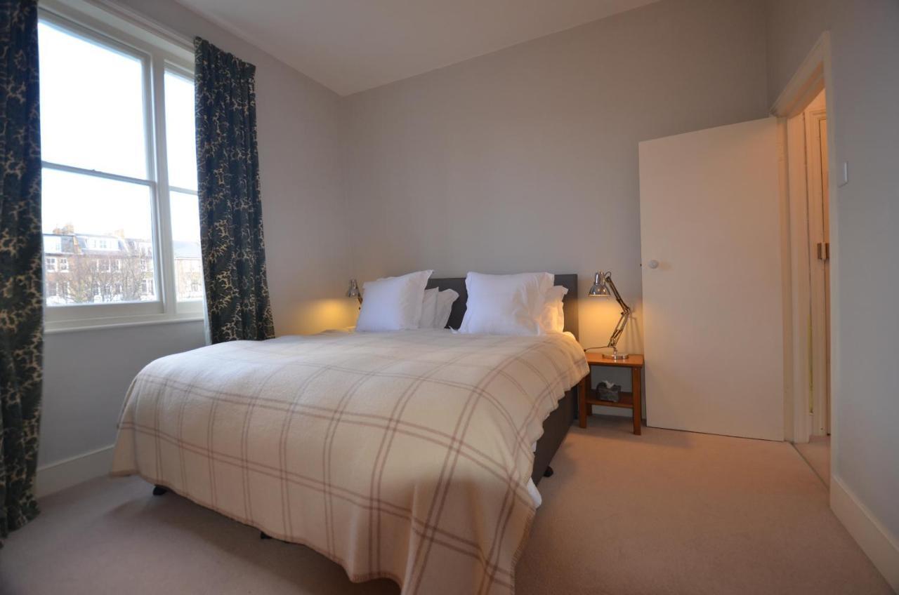 Appartement Notting Hill Charm -Sleeps 5 - Urban Retreat à Londres Extérieur photo